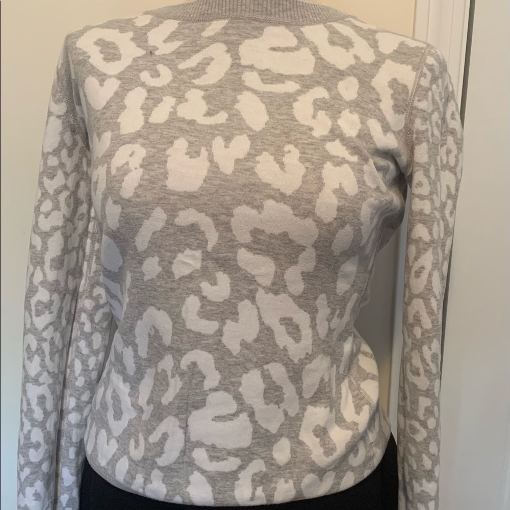 Leopard sweater